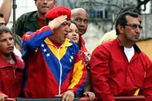 Venezuela, los candidatos en las huinchas: la marcha con Chávez
