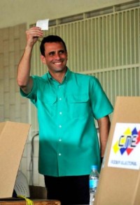 ven capriles votando