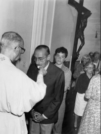 ¿Bendecido por la Iglesia?