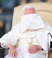 vaticano papa avergonzado