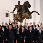 Un paso en una larga lucha por la independencia verdadera Un paso en una larga lucha por la independencia verdadera